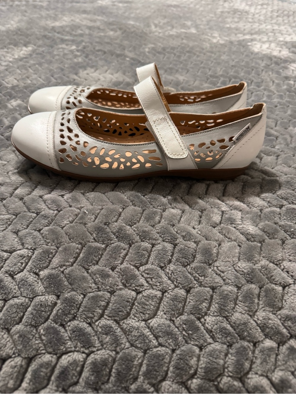 Mephisto White and Light Gray Mary Jane Perforated Leather Flats - Picture 2 of 10